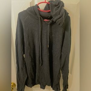 Arie sweater black small